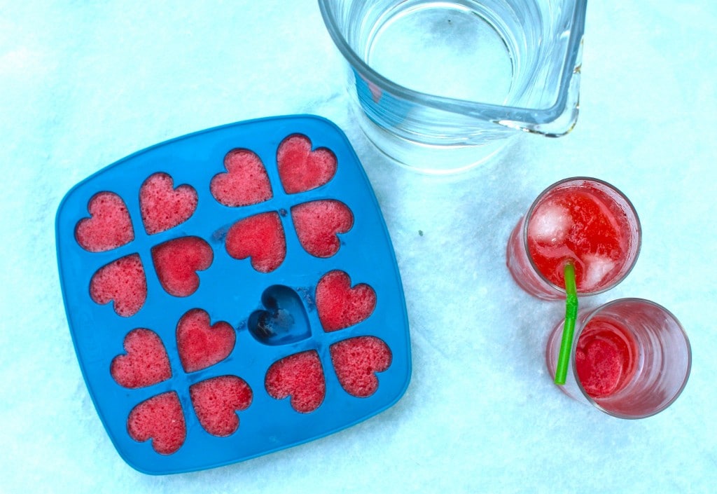 Four Simple and Different Methods for Freezing Strawberries