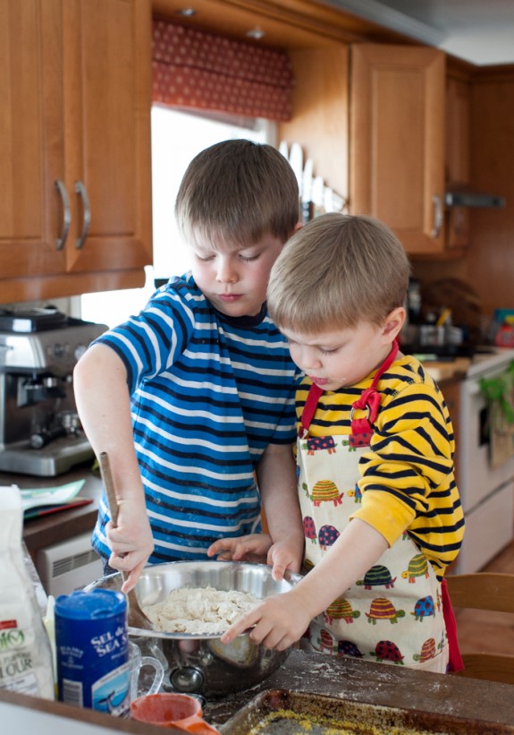 kids in the kitchen on simplebites.net