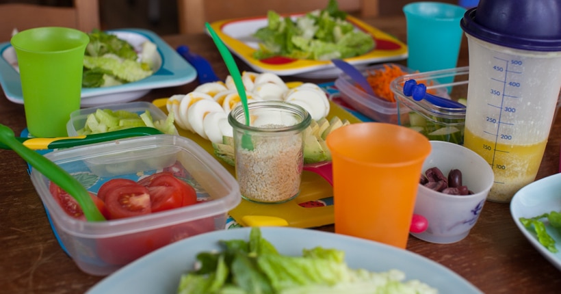 Build-a-salad bar for kids and how my five-year-old made dinner