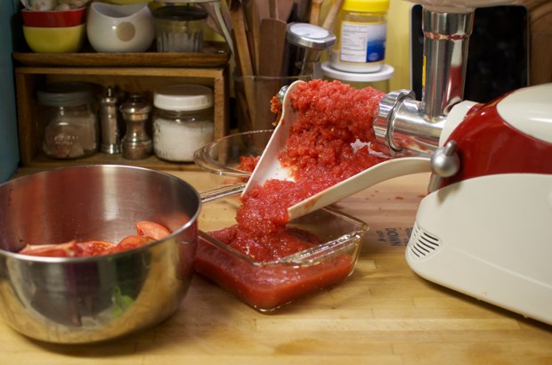 tomato press
