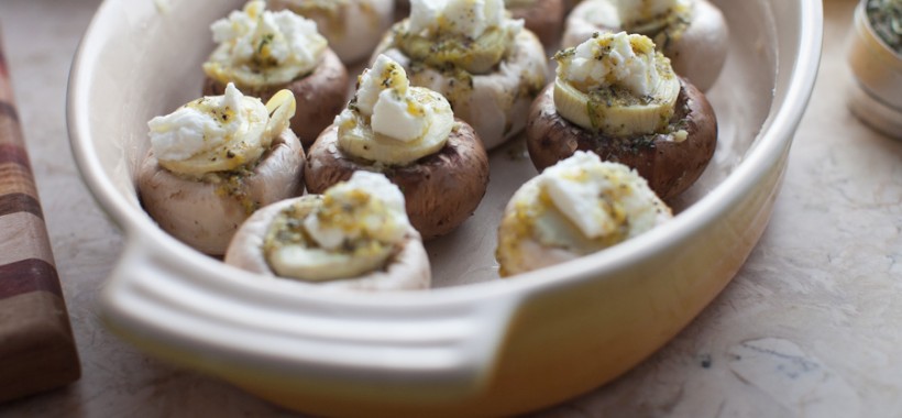 A quick appetizer: Mediterranean Stuffed Mushrooms