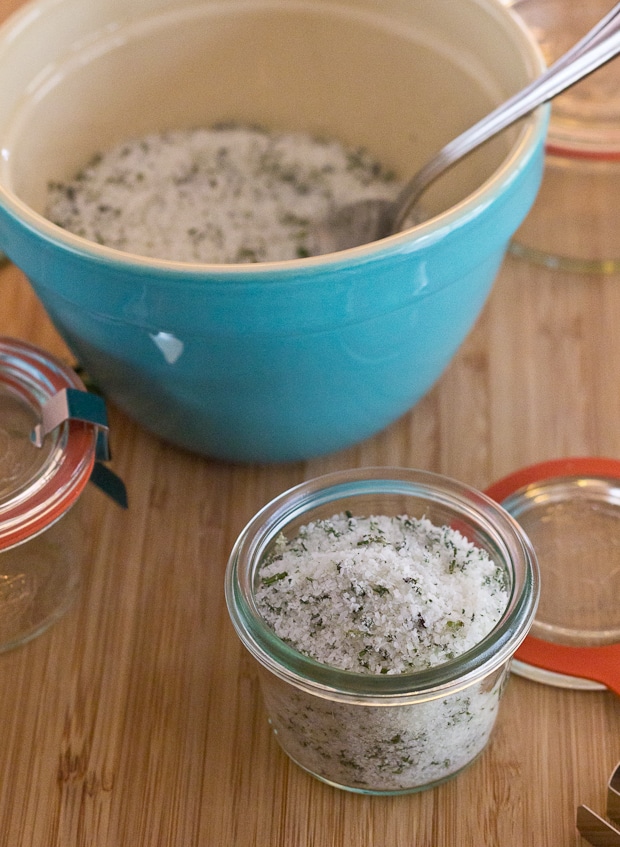 Homemade Seasoned Salt - Courtney's Sweets