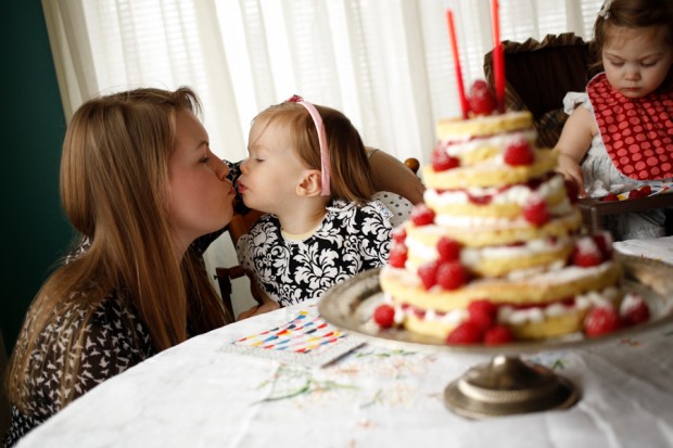 Raspberry Shortcake | Simple Bites #birthdaycake #birthdayparty #kids #cake