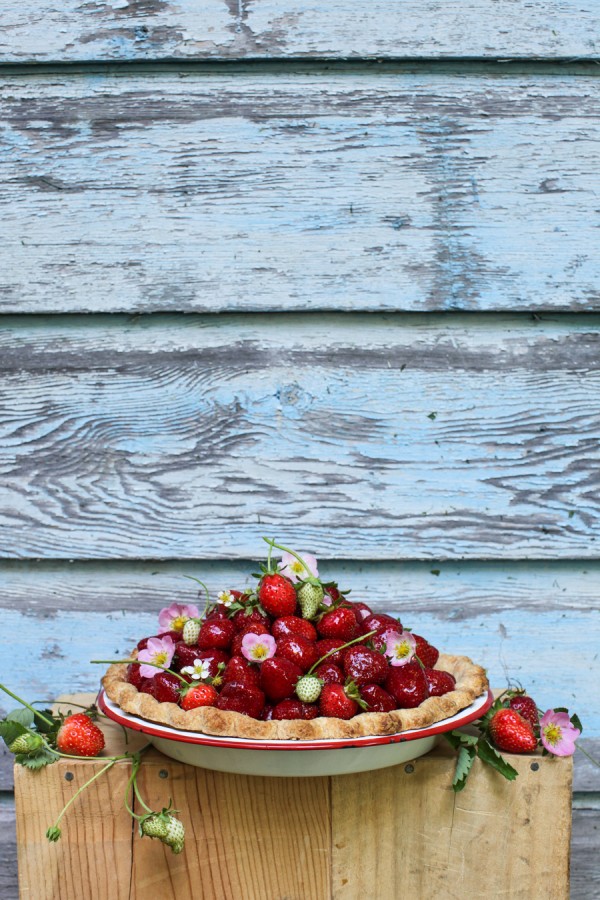 3-ingredient Fresh Strawberry Pie | Simple Bites #recipe #pie #strawberries