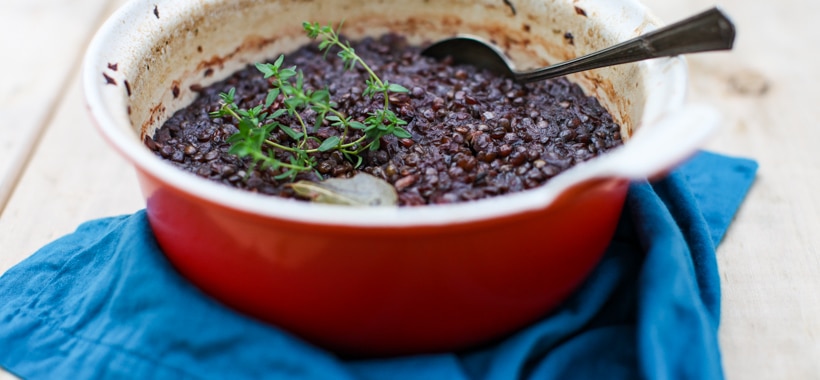 Eat Seasonal: Beet Braised Lentils with Thyme and Apples