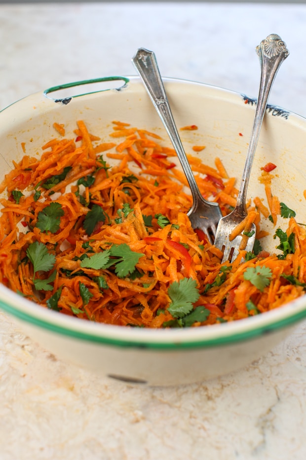 Fresh Carrot Salad with Coriander 