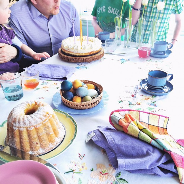 Easter cake tablescape