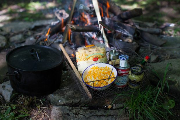 Camping Mac & Cheese (Omnia Oven) - Camping Food Recipes