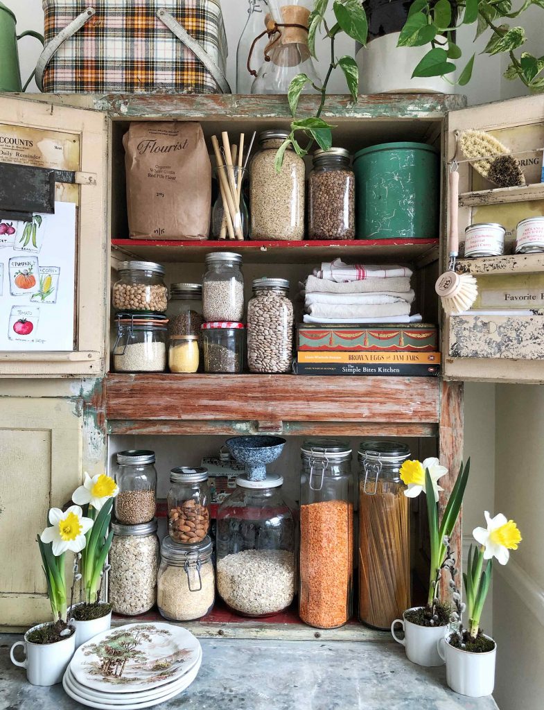 Zero Waste Kitchen: Glass jars in the pantry  Kitchen jars storage,  Kitchen jars, Eco kitchen