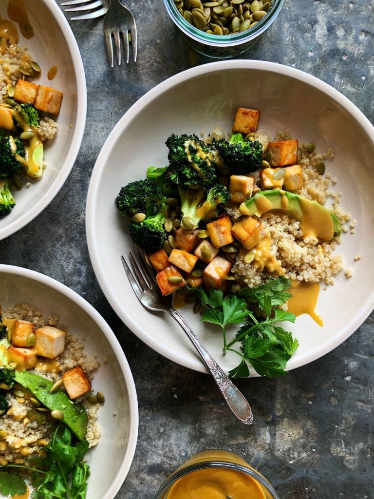 Glow Bowls - Nourishing Grilled Chicken & Quinoa Grain Bowls