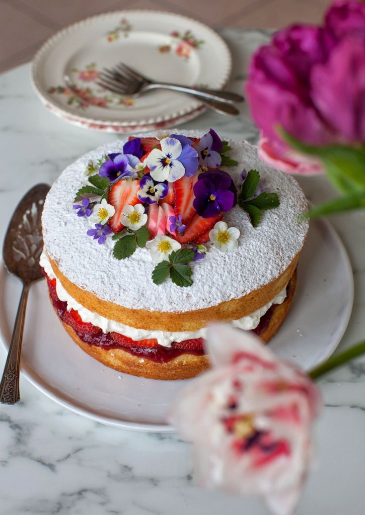 Chocolate Frosting Two Tier Cake With Fresh Flowers (Eggless) - Ovenfresh