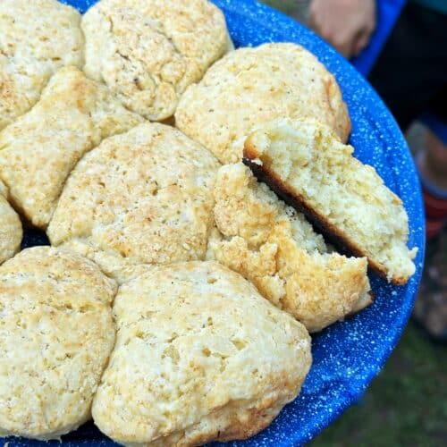 Camp Ovens. Four Different Ovens you can use to Bake in Camp. Campfire  Scones. 