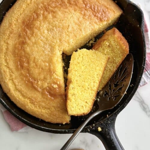 Easy Cornbread in the Cast-Iron Skillet - Where Is My Spoon